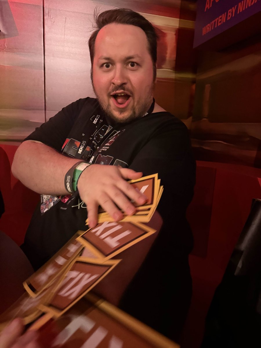 Olicai's tweet image. Had a great time at RDC with my wife @Jazzyxthree! It was amazing to see all my friends again, and meet new people! Excited to see everyone again next year!!
#Roblox #RobloxDev #RDC25
