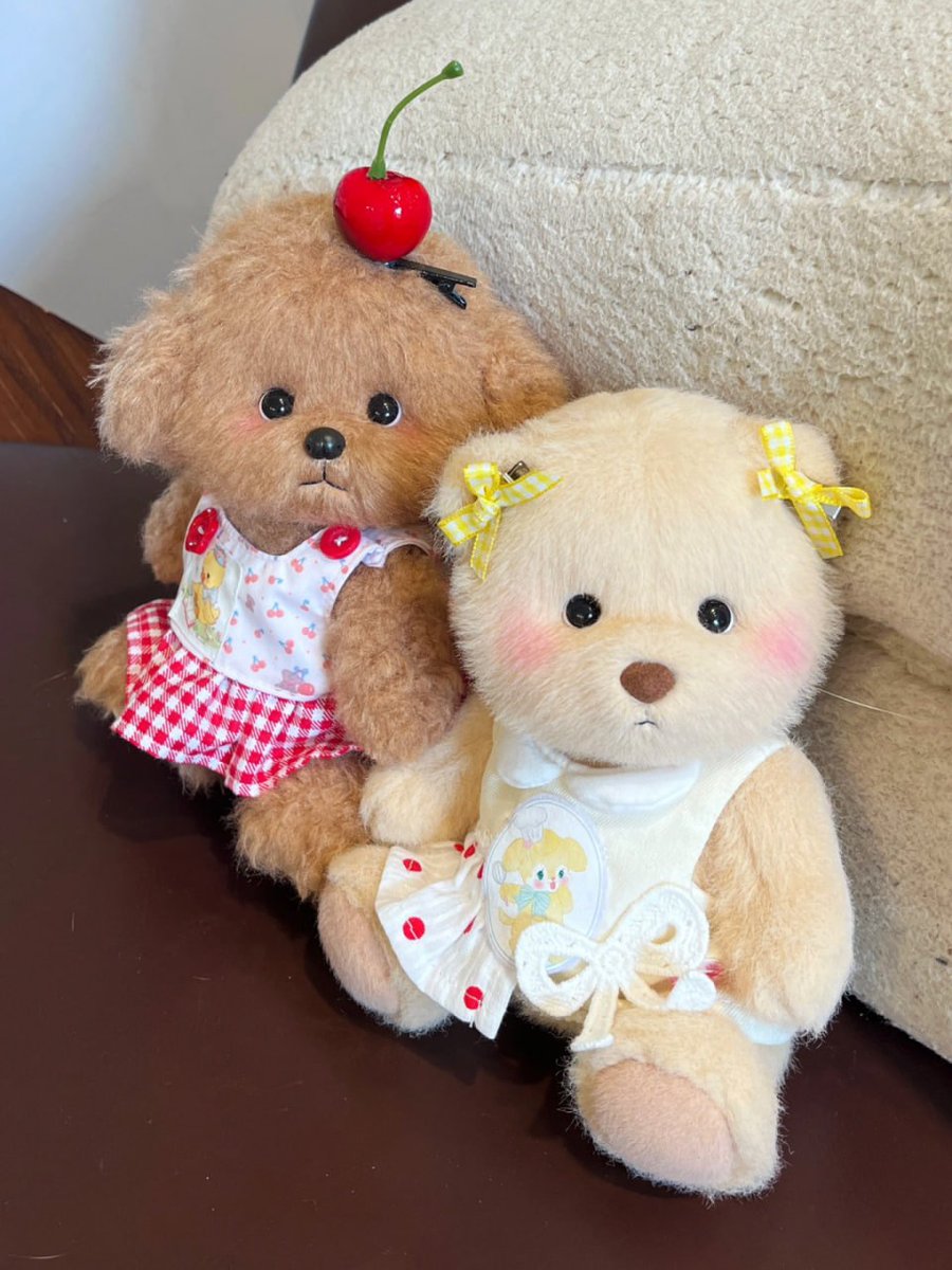 Uncommonswift's tweet image. 🍒🐻❤️ Double the bears, double the cuteness, and double the love. 💛🎀  
From little cherries on top to the sweetest bows in town, these fluffy friends are ready to steal your heart one snuggle at a time.🌸✨