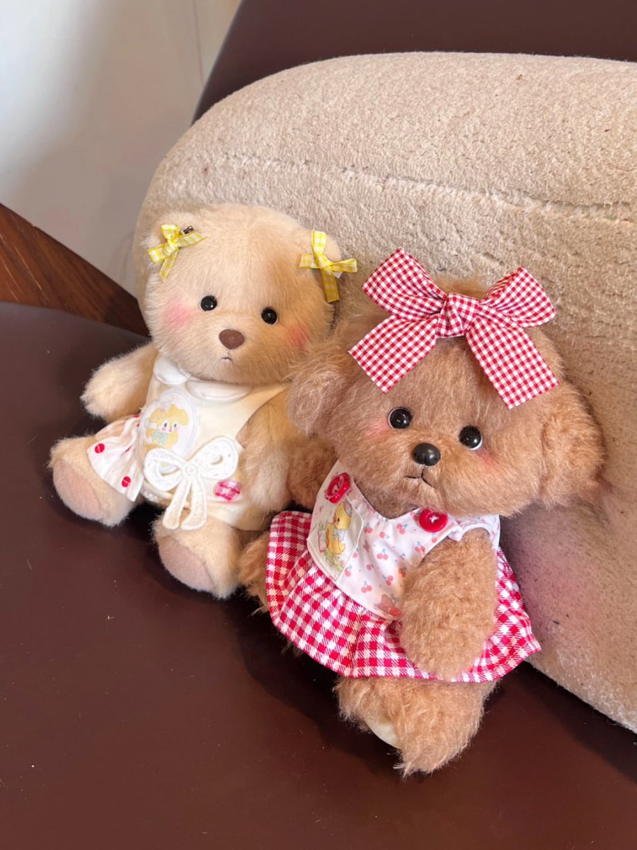 Uncommonswift's tweet image. 🍒🐻❤️ Double the bears, double the cuteness, and double the love. 💛🎀  
From little cherries on top to the sweetest bows in town, these fluffy friends are ready to steal your heart one snuggle at a time.🌸✨