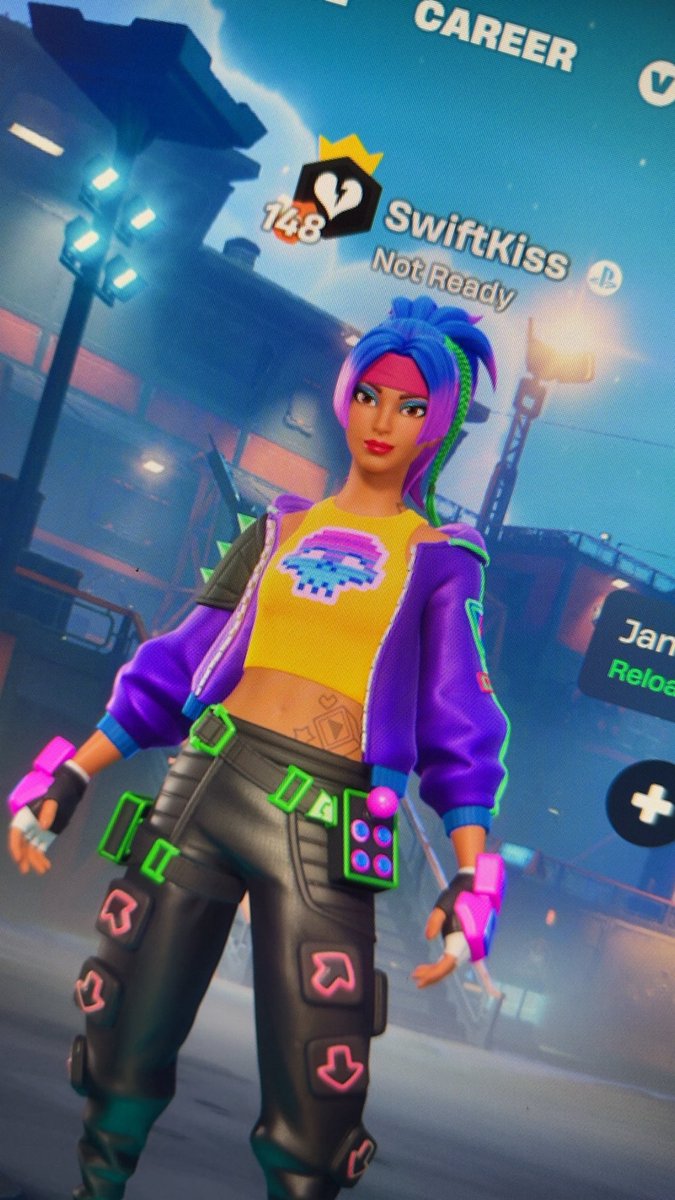 Is it Friday yet?? WE ARE LIVE ONLY ON <a href="/KickStreaming/">KICK</a> 💚

kick.com/swiftkiss