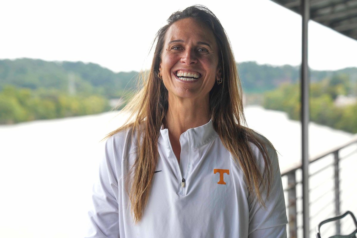 Vol_Rowing's tweet photo. Coach Cupini continues to lead this Lady Vol to new heights

Click the link below to learn more about her approach to coaching

📸 @corahalll 

➡️ https://t.co/dvRAyL7MFy https://t.co/zmB3rMUGjH