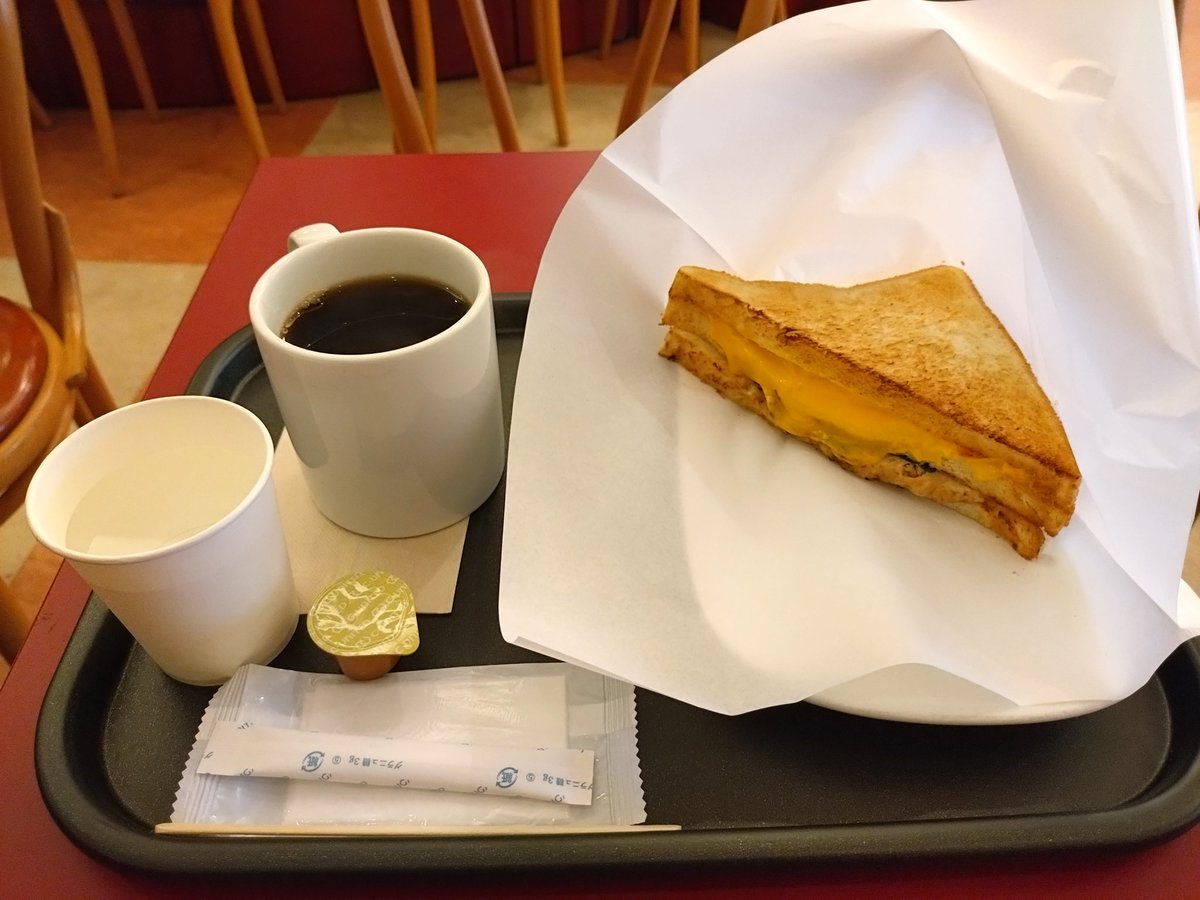 カフェ・ベローチェ「モーニングA トーストサンド とろ～りチーズ＆ツナ チェダーチーズ」