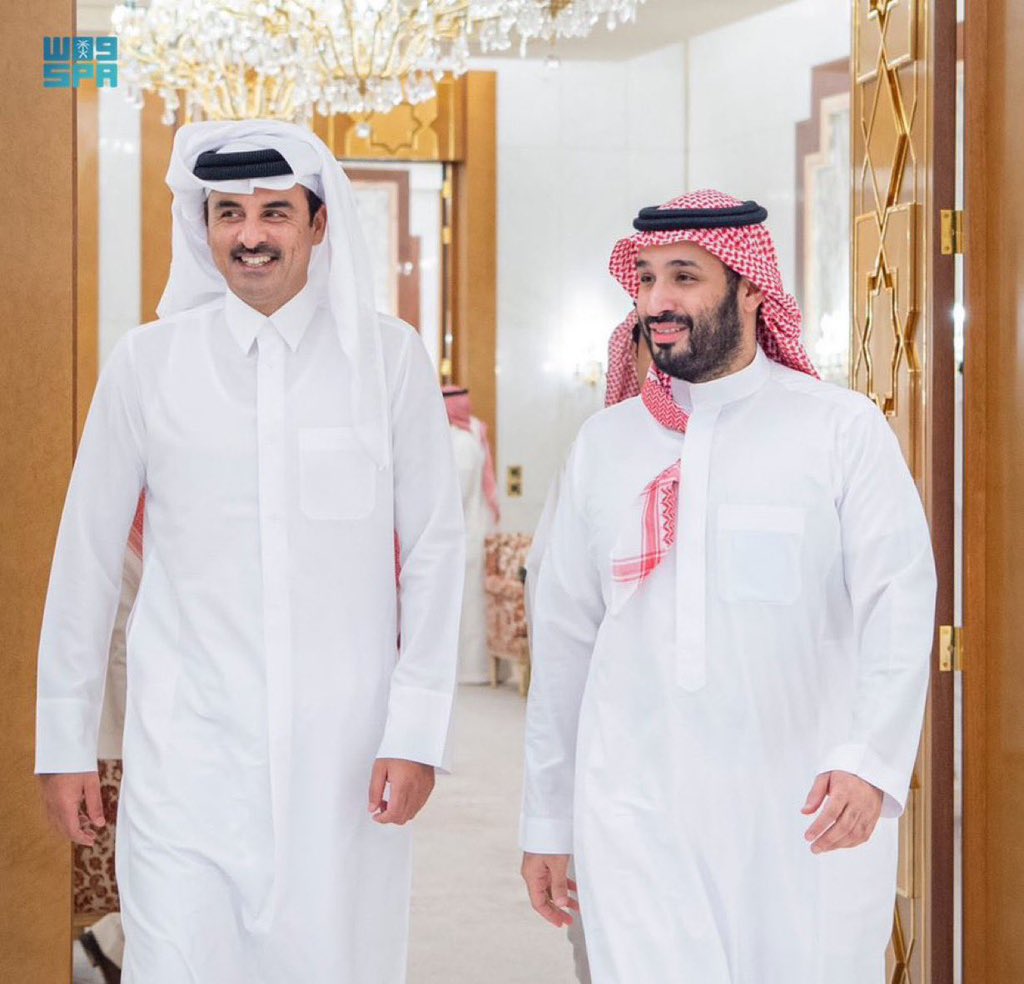 وقوف المملكة مع قطر ما هو جديد.. كلمة محمد بن سلمان لأخيه أمير قطر وقت الأحداث الصعبة رسالة محبة ووفاء وأخوة متجذرة عبر السنين 🤍🇸🇦🇶🇦 #بردا_وسلاما_ياقطر 
#الدوحة
#قطر_الان 
#خليجنا_واحد