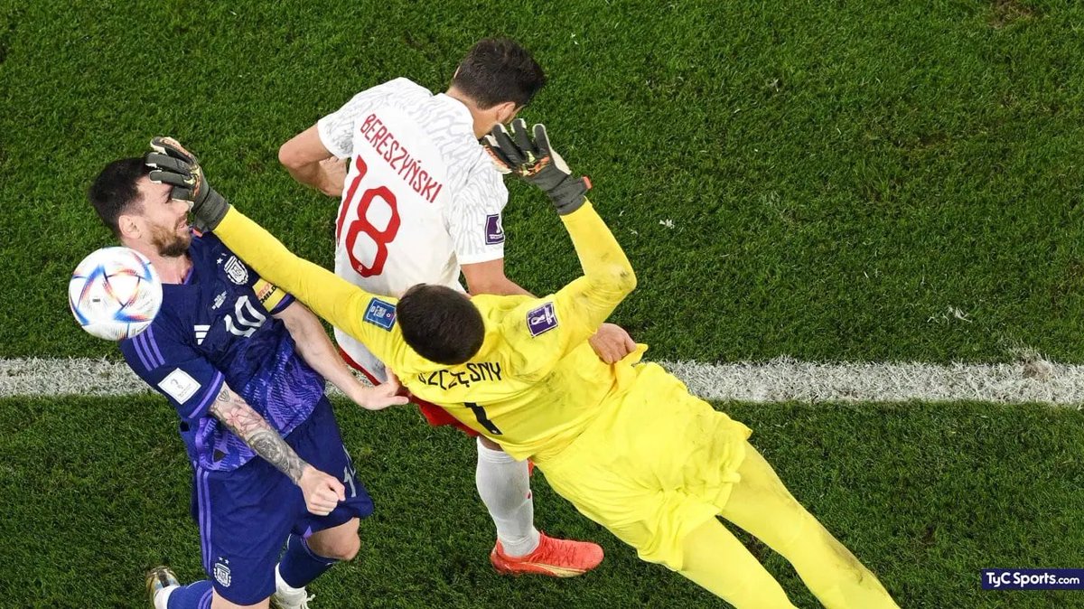 GravesenLDU's tweet photo. PENAL CLARÍSIMO CHE GRACIAS INFANTINO // ROBÓ https://t.co/qwwoqBJhTf
