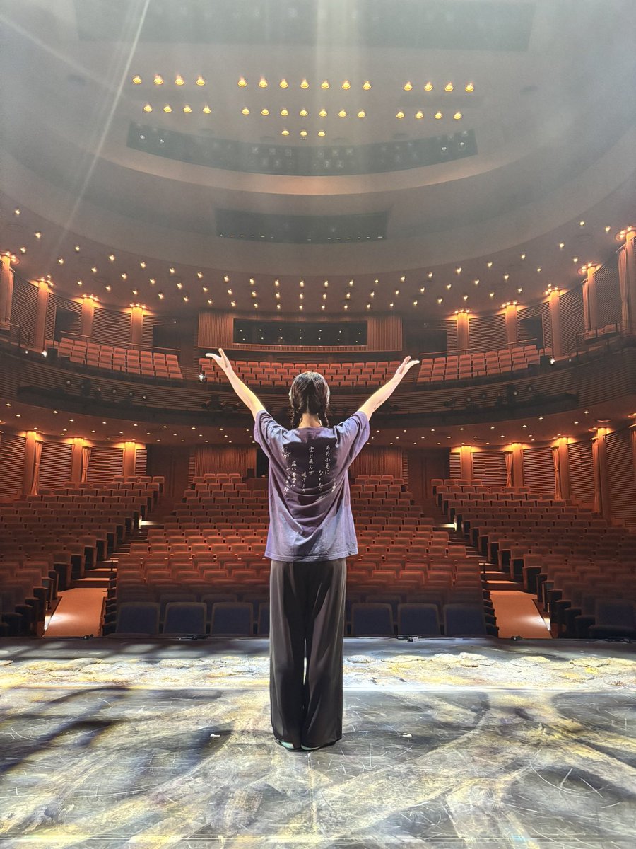 nyanchacha0's tweet photo. 配信のお知らせを先にしてしまい、
Xにて終演報告が大変遅くなり申し訳ございません🙇‍♀️

���場に足を運んで頂いた皆様
これから配信を観ようとしてくださる皆様
キャストの皆様、スタッフの皆様
携わる全ての皆様に
心より感謝申し上げます🕊️

#ひめゆり
#月組
#花嶋かな役 https://t.co/EzA1WwOp1O