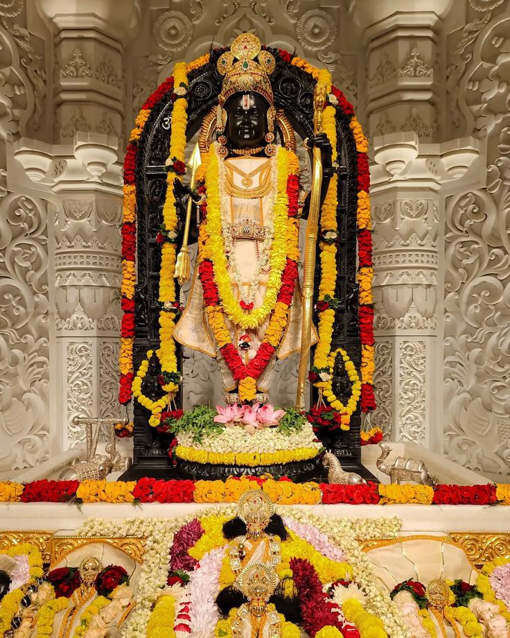 दुख आए इससे पहले ही प्रभु के शरण में सुख और शांति सदा ही आशीर्वाद 
जय श्री राम 🔥