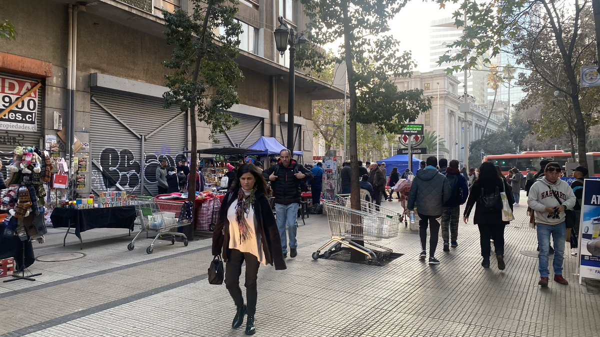 aptecars's tweet image. “@desbordes @Muni_Stgo #SanIsidro el mierdal con el patrocinio de la municipalidad de Santiago, y la complicidad de las autoridades, delincuencia desatada, cero fiscalización