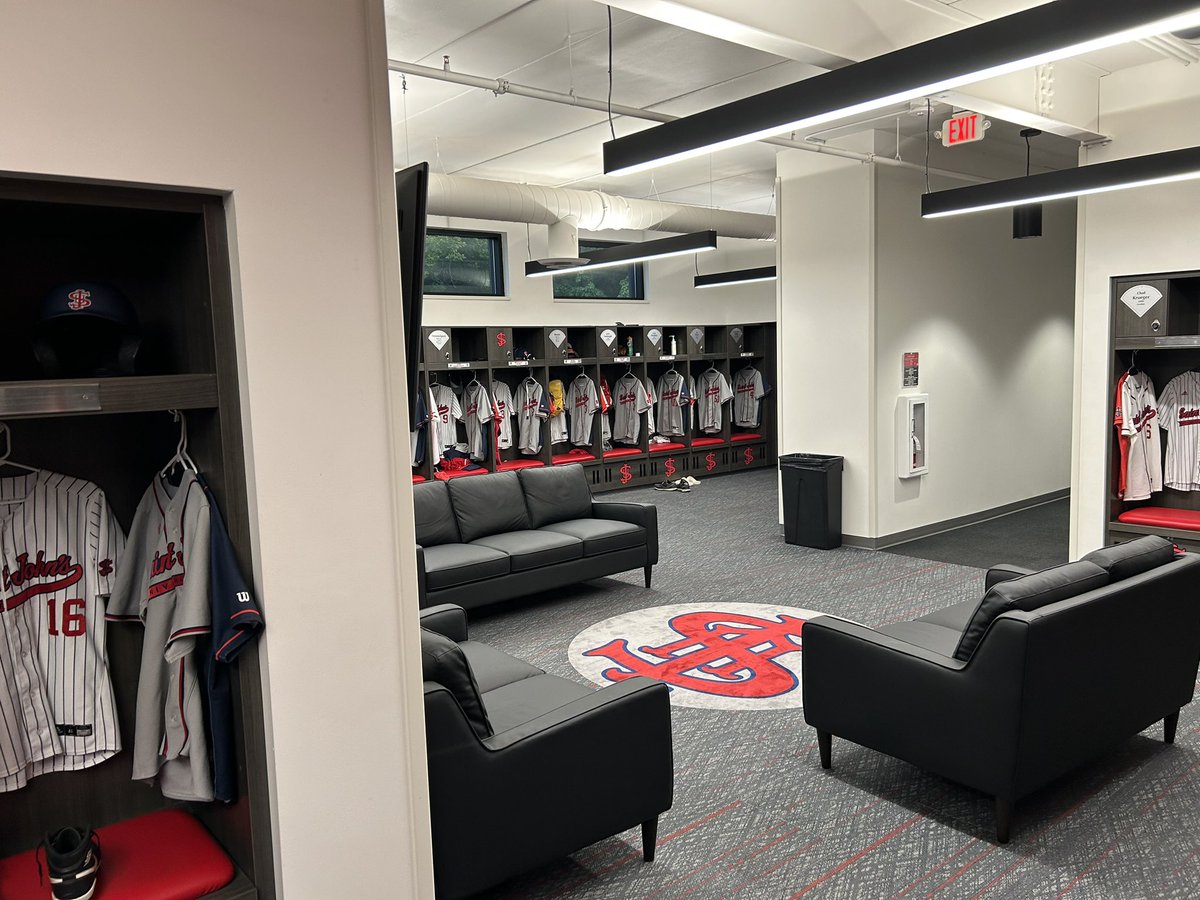 LF Baseball tweet media