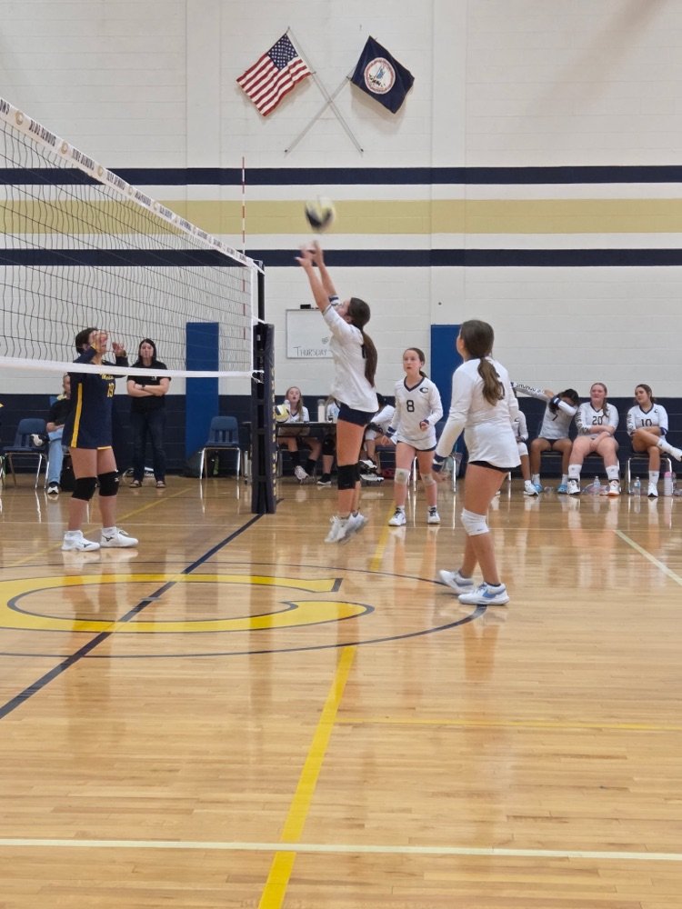 Our CMS Girls Volleyball team fought hard tonight and came away with the win — taking 2 out of 3 sets! 🏐💙💪
Way to go, Lady Blue Demons! #GoBigBlue #CMSVolleyball