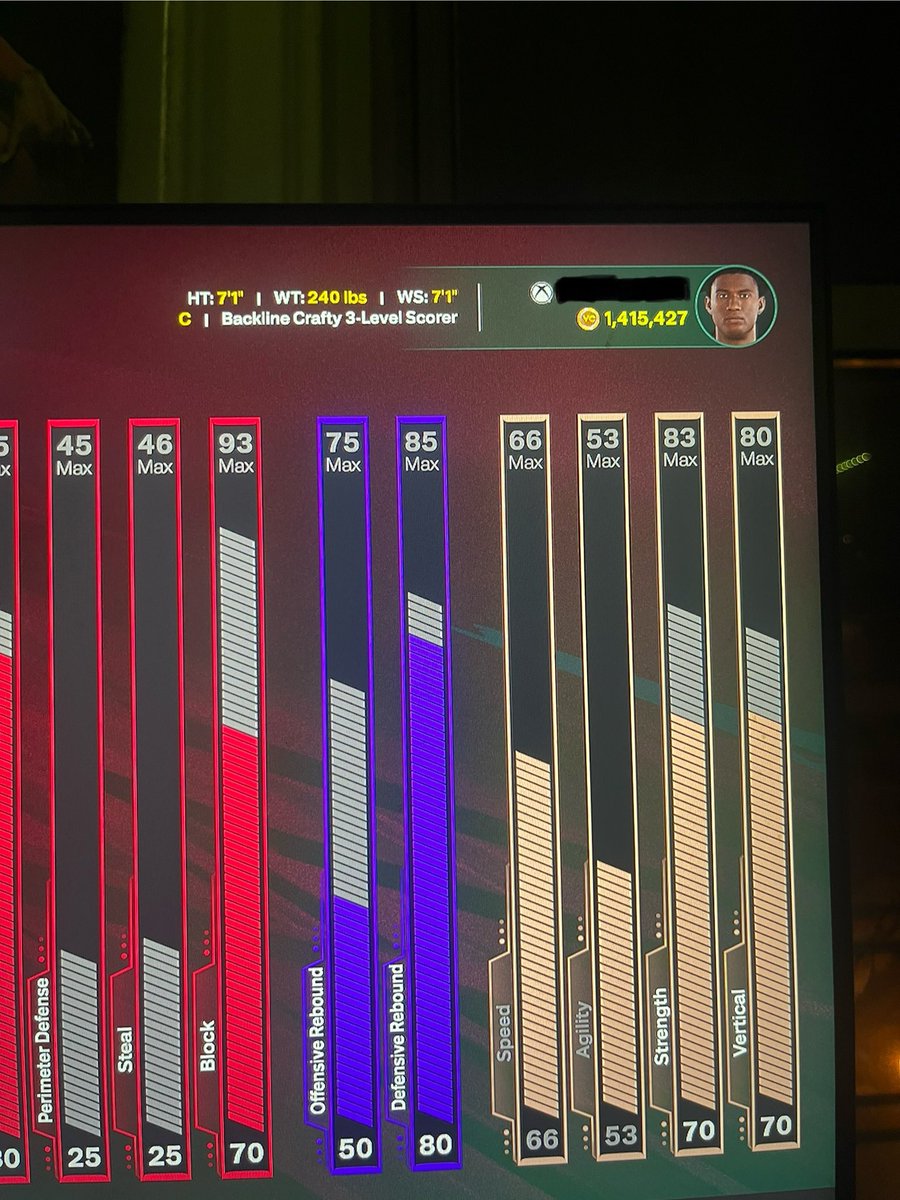 Earl Thompson tweet media