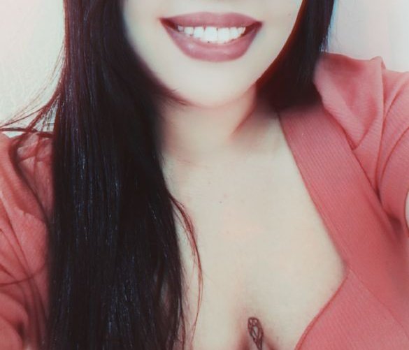 Bratz_comenta's tweet photo. tirei o aparelho depois de 5 anos 💕
obs: não acostumei, e ainda e tô usando o móvel 😁 https://t.co/7fLWOMc06g