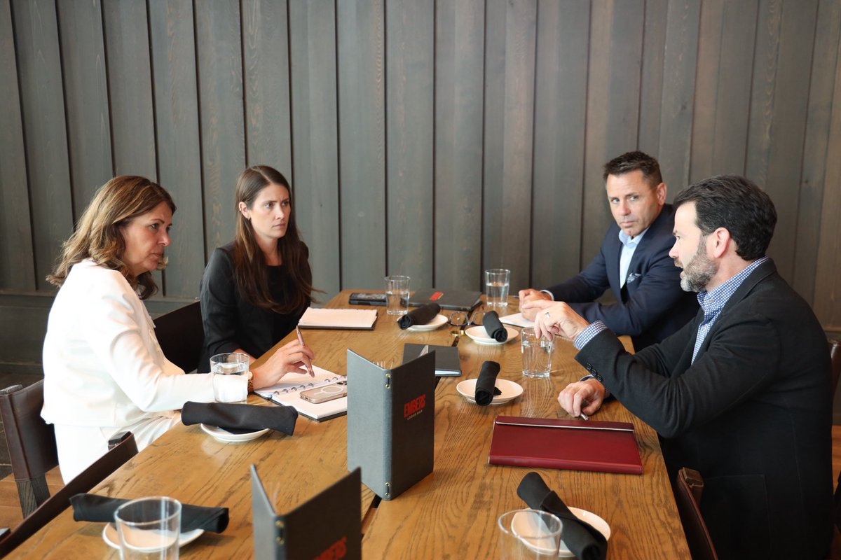 Danielle Smith tweet media