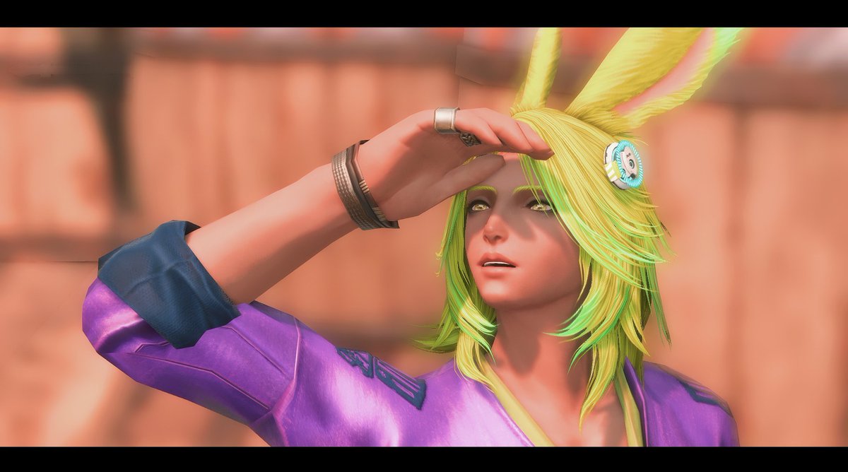 SunbathingLizer's tweet photo. Look little Eheeya, the sun! https://t.co/KPw2T3DL4E