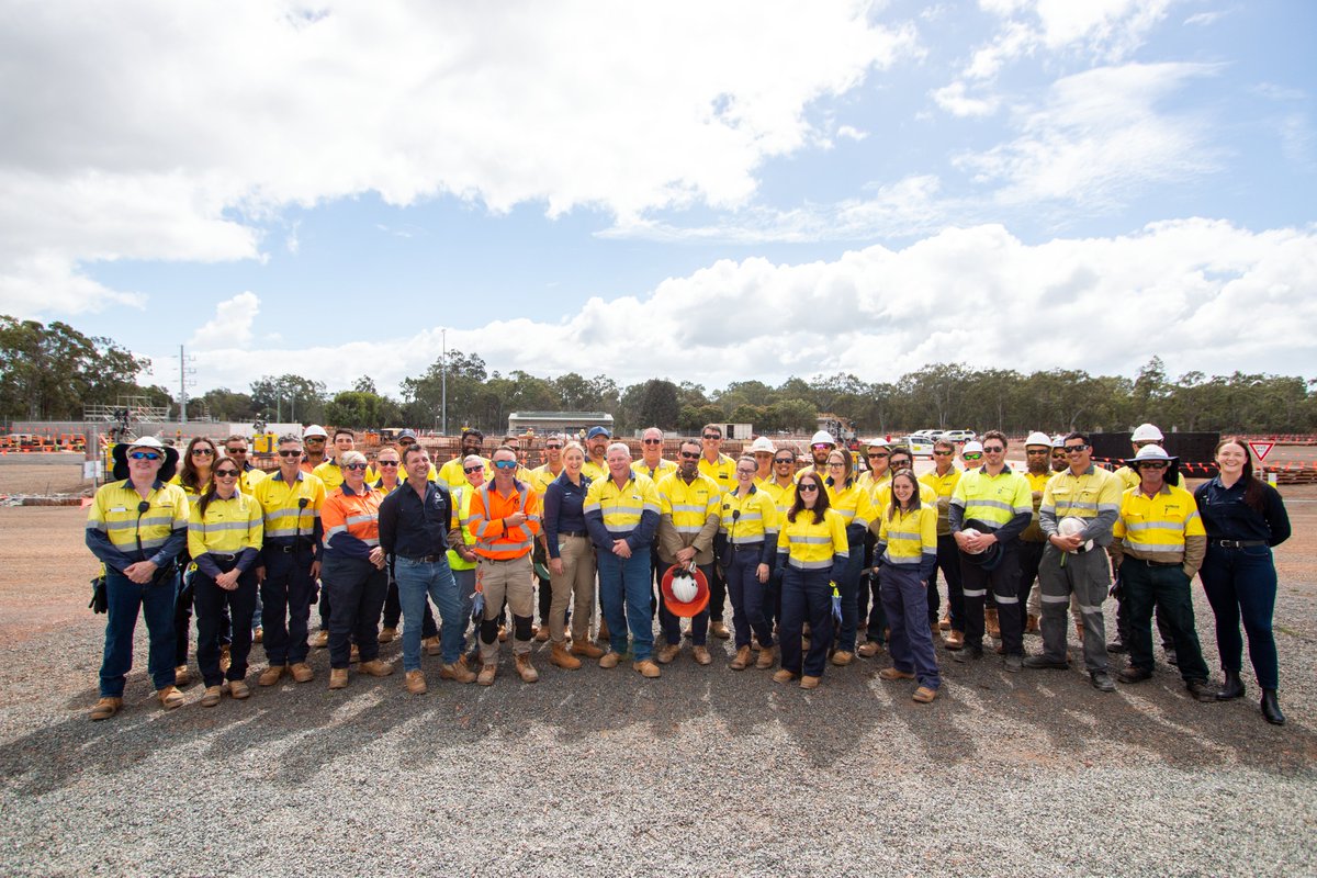Alpha_HPA's tweet photo. Big things are happening at Stage Two of the HPA First Project in Gladstone! 🏗️ Concrete pours, major equipment arrivals and amazing teamwork are driving progress.
Huge thanks to the team making it all happen! 👷♀️💪
#WeAreAlphaHPA #FutureMaterials #Construction https://t.co/4Y6dg1yYUs