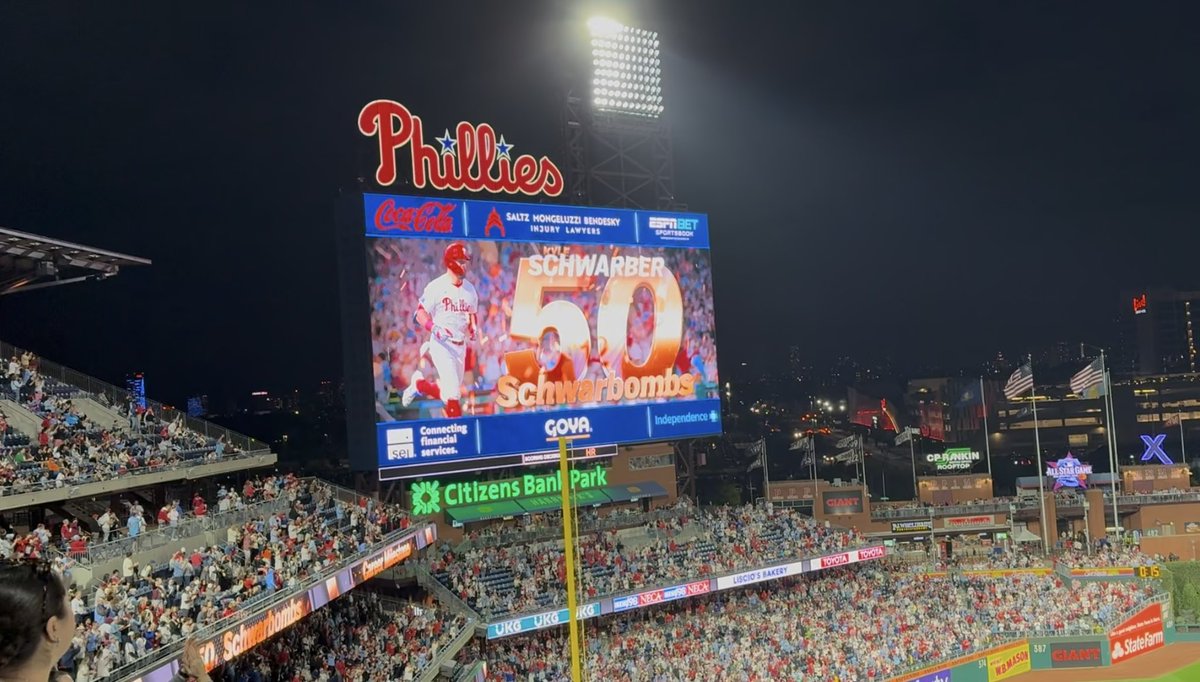 Court_neySmith's tweet photo. 50 SCHWARBOMBS!! #GoPhillies https://t.co/XyVBe102oc