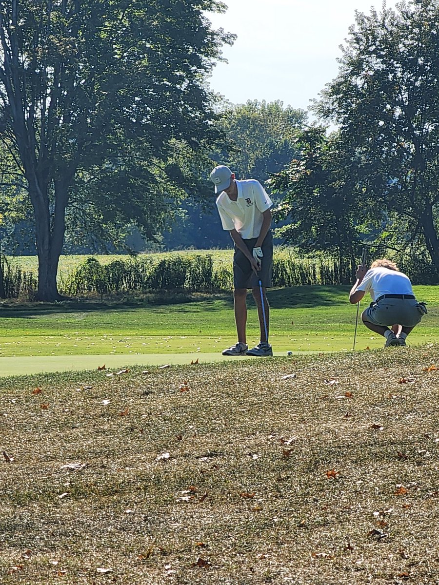Dover Golf Team tweet media