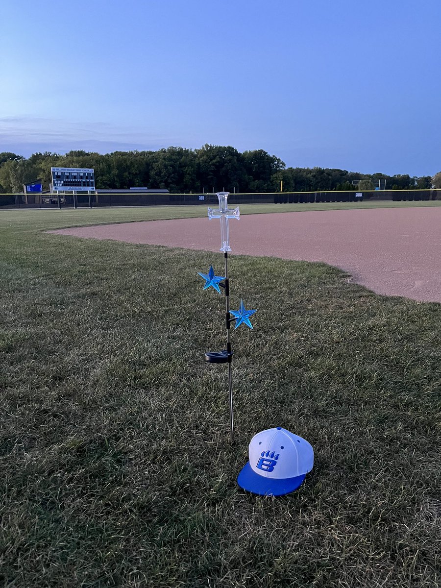 We lost a great one. Coach Star made such an impact on so many people. Grateful to call him a mentor and consider him family.