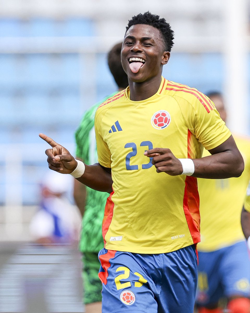 🚨🇨🇴Neyser Villarreal es nuevo jugador de #Cruzeiro.

↪️ El delantero llegará libre a fin de año tras no renovar su contrato con #Millonarios.

-> Contrato por 5 años.