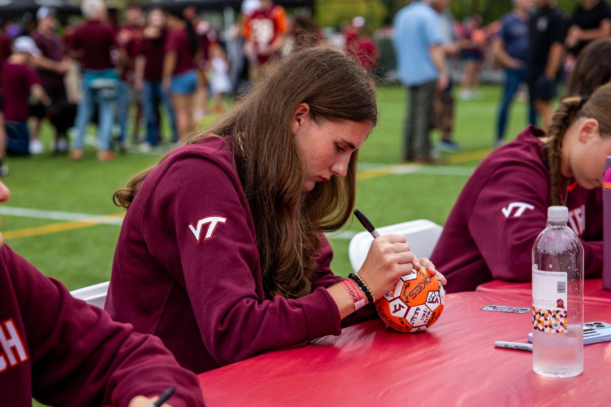 had such an amazing time meeting you, Hokie Nation 🤗

#Hokies