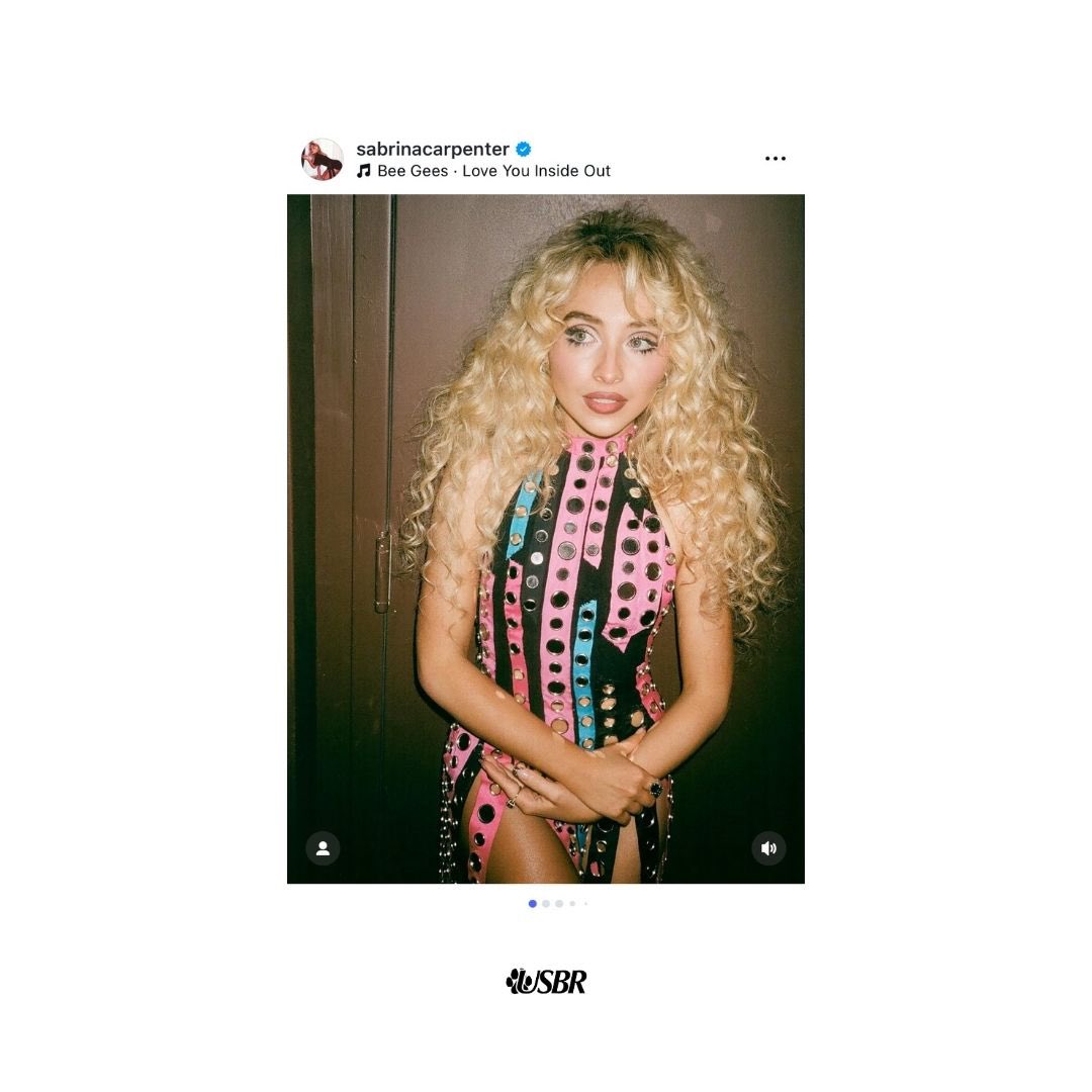 AVÔS! O icônico grupo musical Bee Gees comentou na última publicação de Sabrina Carpenter no Instagram, na qual a artista usou ‘Love You Inside Out’ como trilha sonora.

“Você tem um ótimo GOSTO musical.”