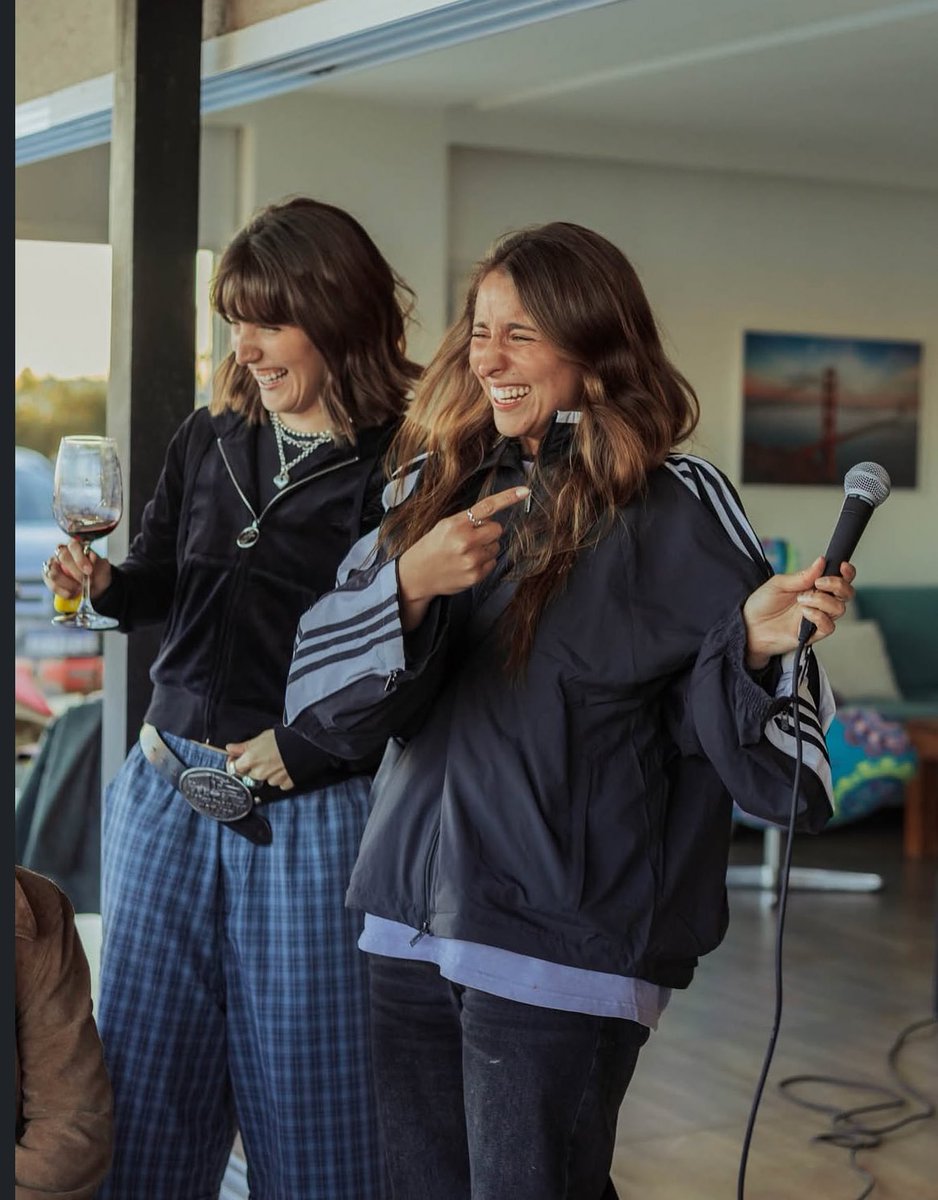 chicos a vale la adoptaron o son novias