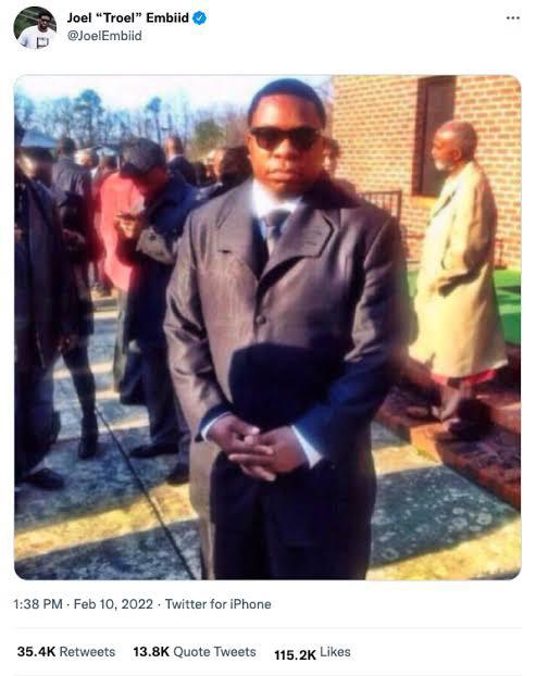 Tenshi qui viens a l'enterrement de ses meurtres ce fou