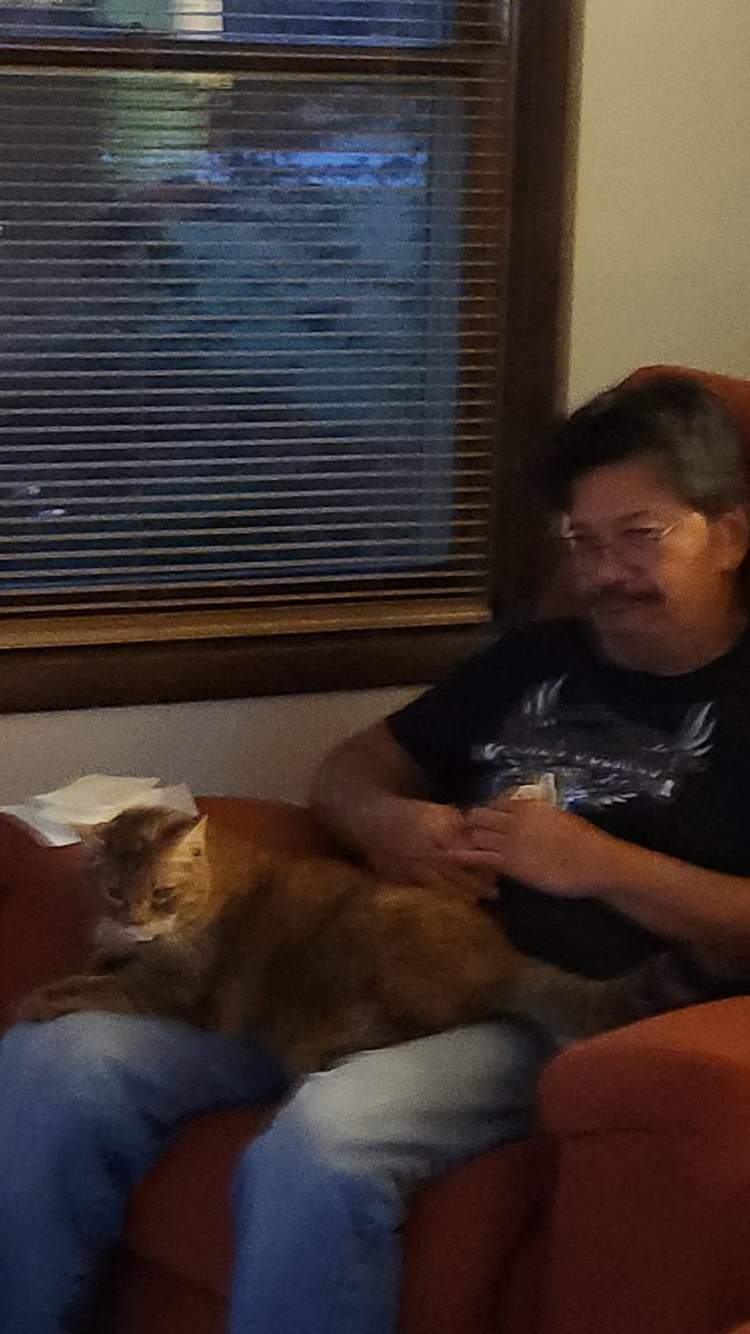 🎂 happy b-day to my pops.