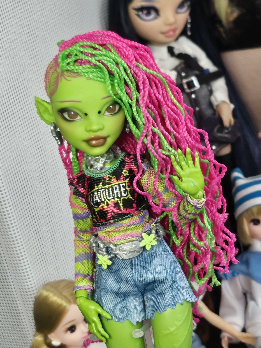 once in a lifetime kind of doll 🌱