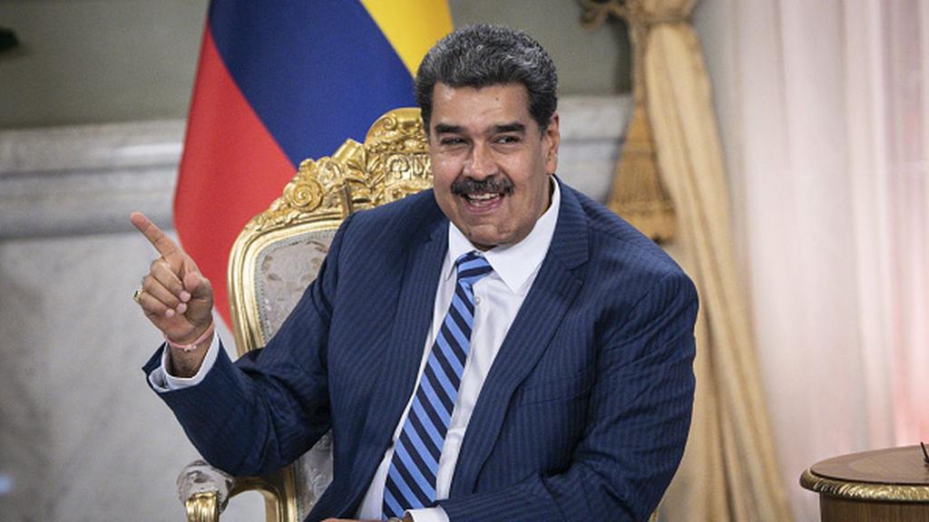 #ATENCION
Usted tiene una imagen favorable o desfavorable del presidente de Venezuela Nicolás Maduro <a href="/NicolasMaduro/">Nicolás Maduro</a>?

🔁 Favorable 
❤️ Desfavorable