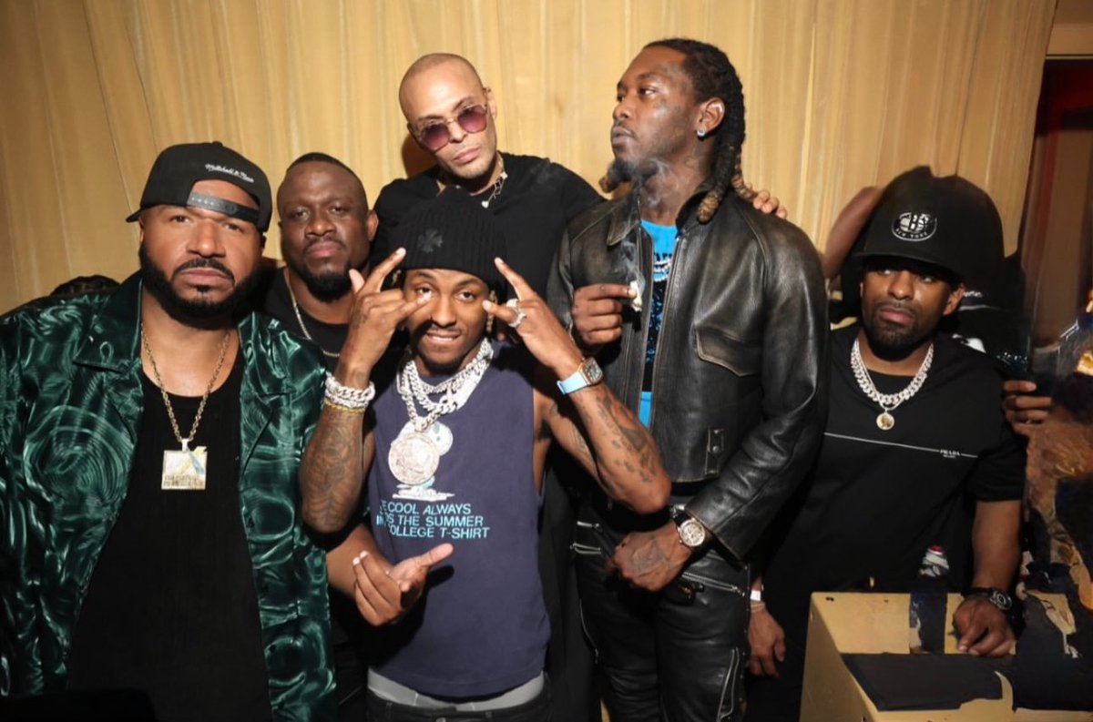 DJSUSSONE's tweet image. More vibes from 2 nights ago when I djed the @mtv @vmas after party for my family @mariahcarey. Incredible times!! Unforgettable moments!! Legendary night!! (Swipe Left)