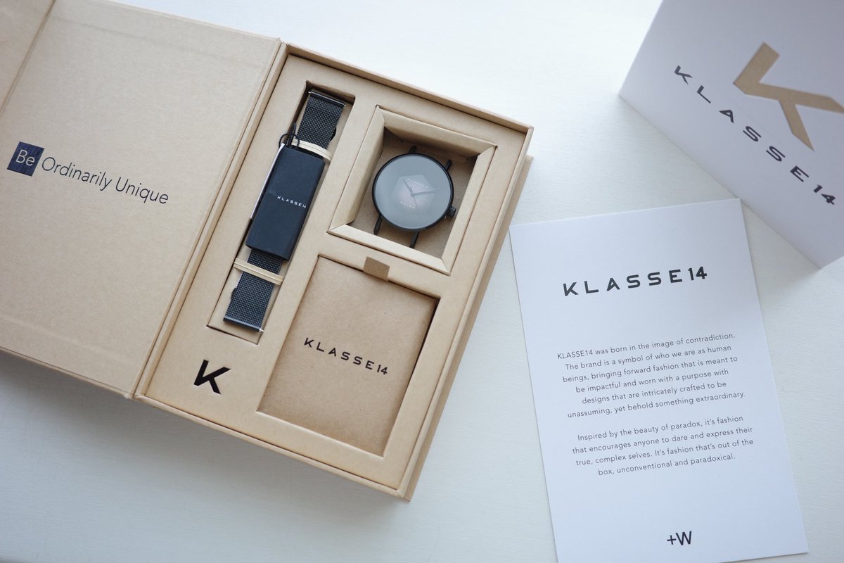 apri_kamo's tweet photo. ずっと欲しかった真っ黒な丸時計
しかも憧れのソーラー！

KLASSE14 @klasse14_japan 
Volare Solar Darkness Mesh 39mm

時計と相性の良いジュエリーもトータルコーデとして嬉しい♡

Duality Chain2Chain Ring
Okto Double IL Bracciale

https://t.co/87DCR23gQR
#OrdinarilyUnique #KLASSE14 #PR https://t.co/bLq5dXeyWE