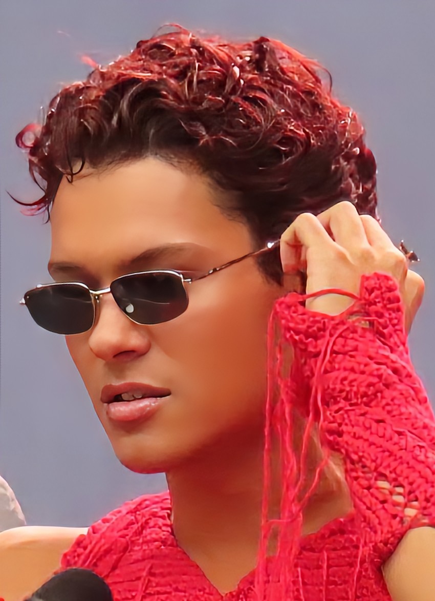 Every time I think Omar can't be that beautiful I'm reminded he's even more perfect than I remember