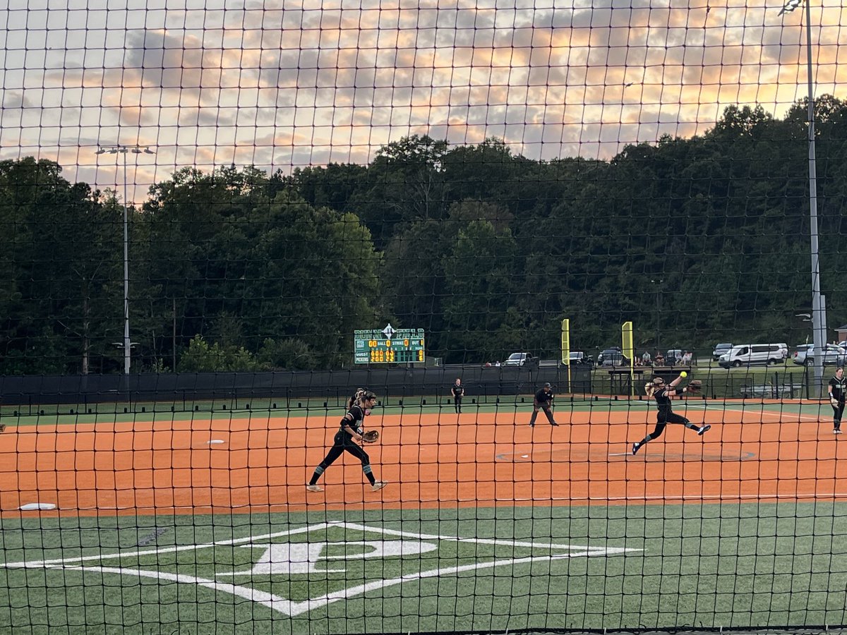Big region win tonight at Dunn Field! Our Nettes hit well, pitch well, and field well leading to a 6-0 shutout of rival Dawson! Next up - a home non-region game tomorrow vs. North Atlanta followed by a region away game at GAC on Thursday! #NettesSoftball #DragonNation