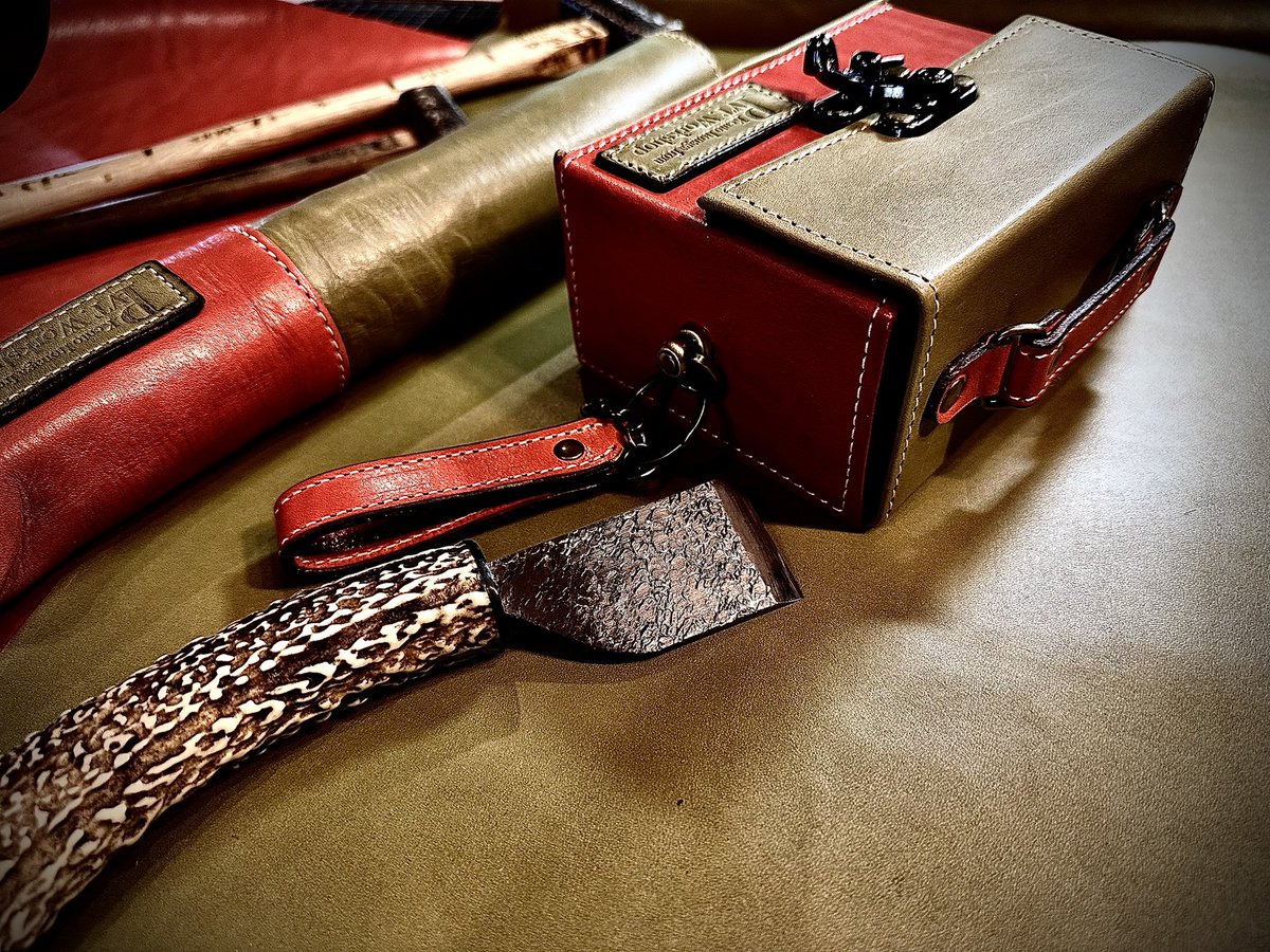 Pvt.Workshop 最高グレード「匠2024」 本革デッキケース Pvt.Workshop.official/国内最高峰本革デッキケース