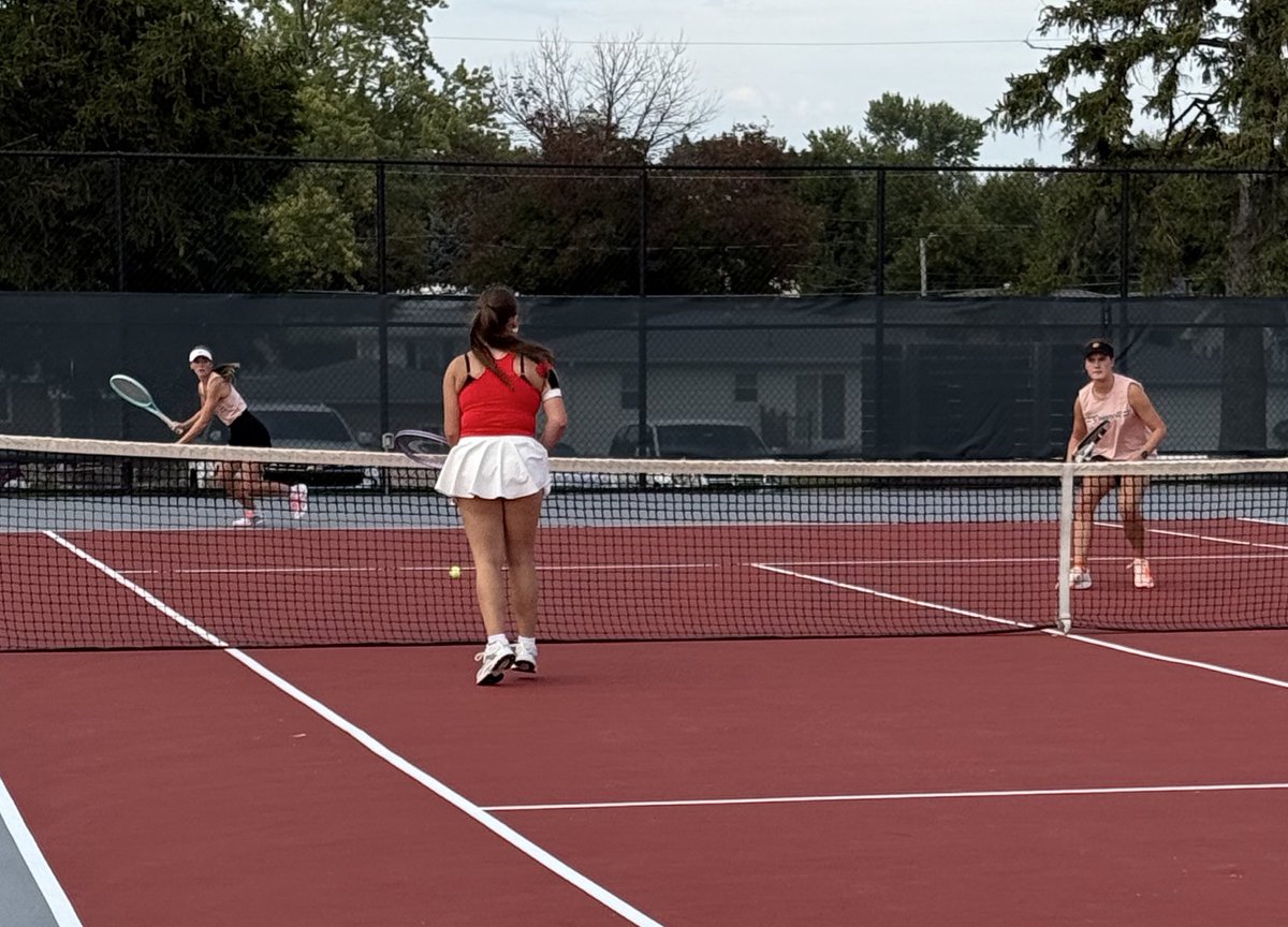 The Tigers earned a 7-2 win over Marion Tuesday to complete the regular season. 
Grinnell swept doubles to open the day with Ella/ Katie, Piper R/ Alyssa, and Piper M/ Mallorie claiming wins.