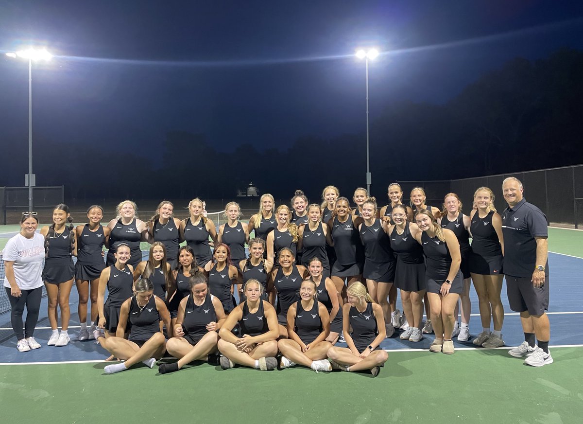 Varsity Girls Tennis beats Republic 5-4!