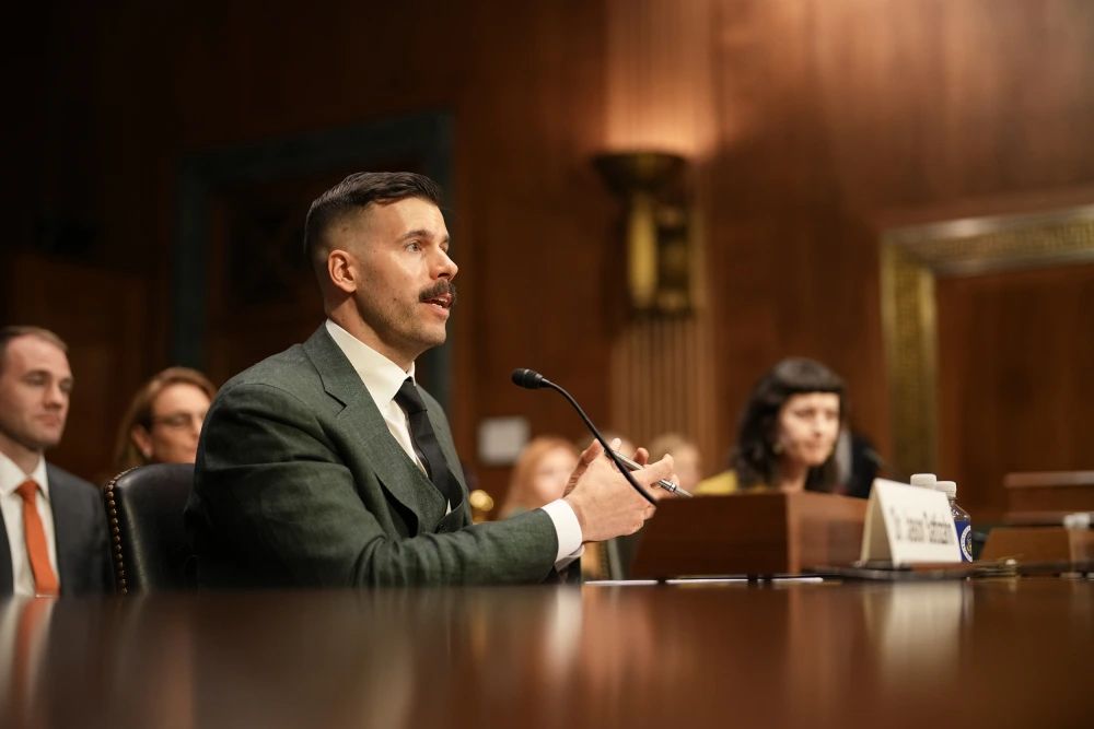 Autumn_oor's tweet photo. 🚨 Former Meta staff testify kids faced abuse in VR—harassment, nudity, exploitation—while Meta deleted evidence to protect profits. Lawmakers demand new laws to hold Big Tech accountable. 😡 #MetaScandal #ProtectChildren https://t.co/kA5dOC34fe