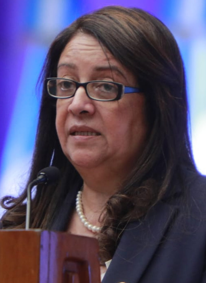 Ni esta otra vieja remaldita