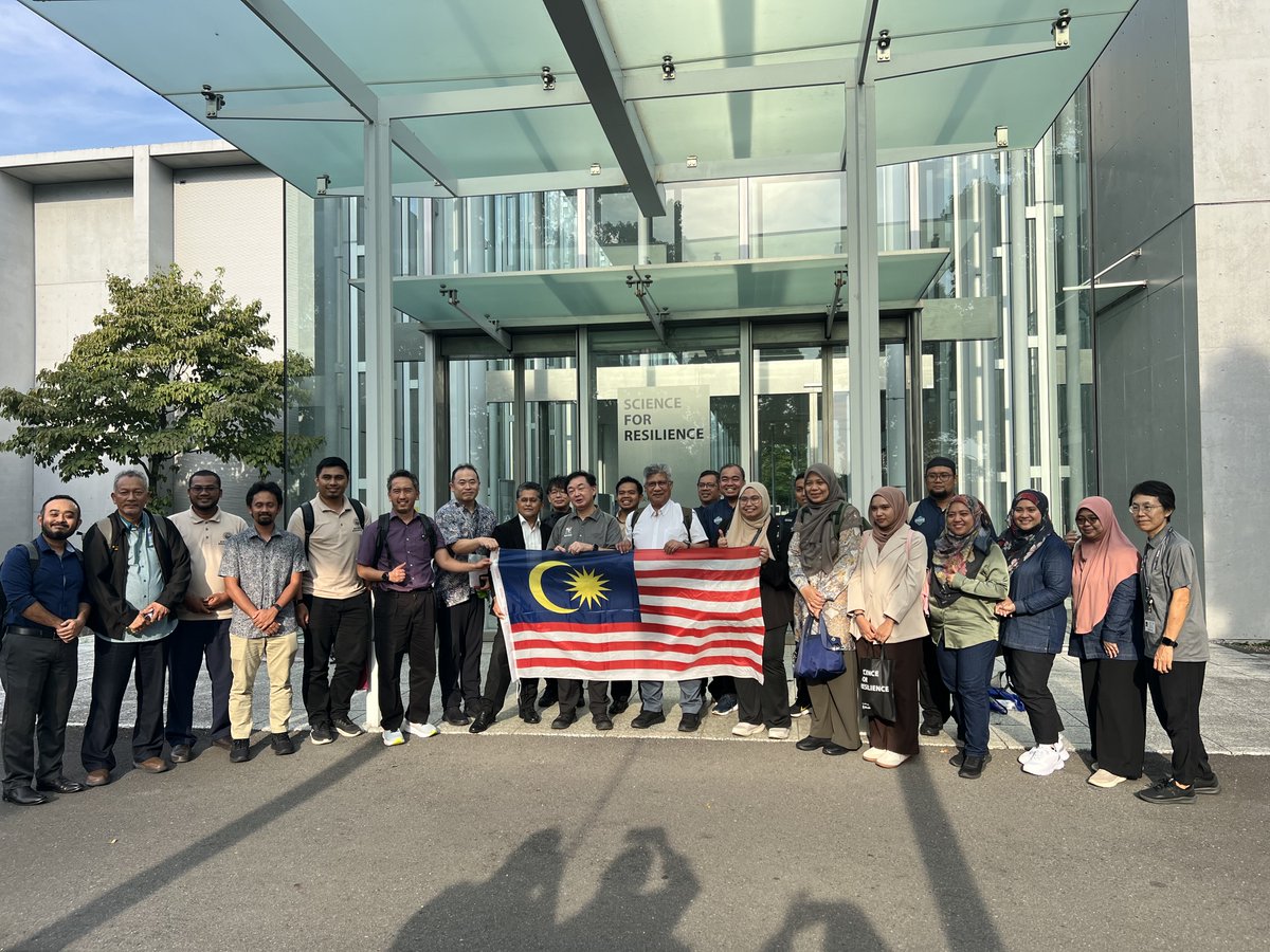 Aug 18–20: #NIED hosted delegates from <a href="/utm_my/">Universiti Teknologi Malaysia (UTM)</a>, <a href="/uitmofficial/">UiTM Official</a> &amp; NAHRIM 🇲🇾. They joined seminars on geotechnical engineering &amp; #ASEAN-Japan collab, and toured NIED facilities. The visit strengthened mutual understanding &amp; future research ties. For more👉bosai.go.jp/e/news/2025/20…