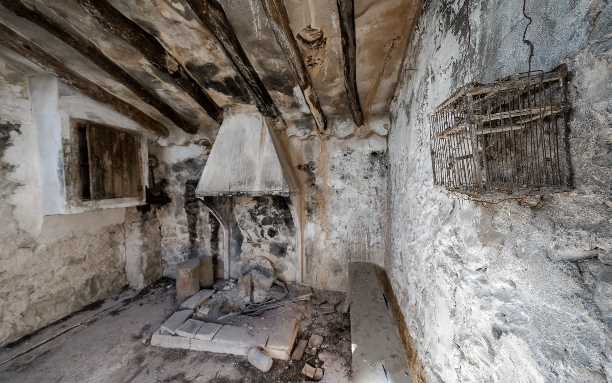 Escenes posteriors a l'incendi de Vinebre de l'any 2019.
Bon dia.