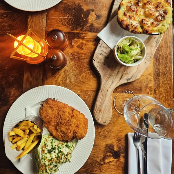 TheCrabtreeW6's tweet image. Autumn-Winter Menu 2025 is live and going down a treat!
Book now at the link in bio to try it for yourself 
#AUTUMN #aw25 #autumnmenu #wintermenu #deliciousfood #delicious #gastropub #foodiepub #foodieslondon #westlondonrestaurants #fulhamrestaurants #hammersmithrestaurants