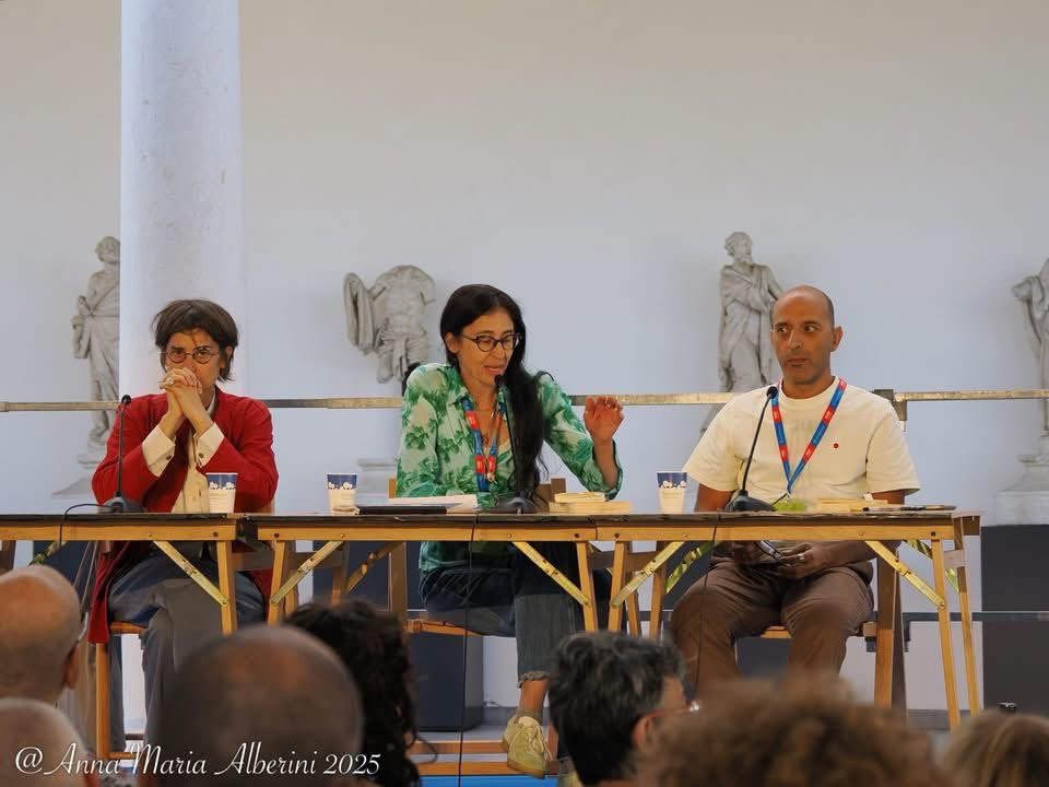 Con #ChiaraValerio e #StefanoTofani a #festivaletteratura2025 

Grazie a chi era con noi! 
<a href="/GuandaEditore/">Guanda</a> 
<a href="/sellerioeditore/">Sellerio editore</a>