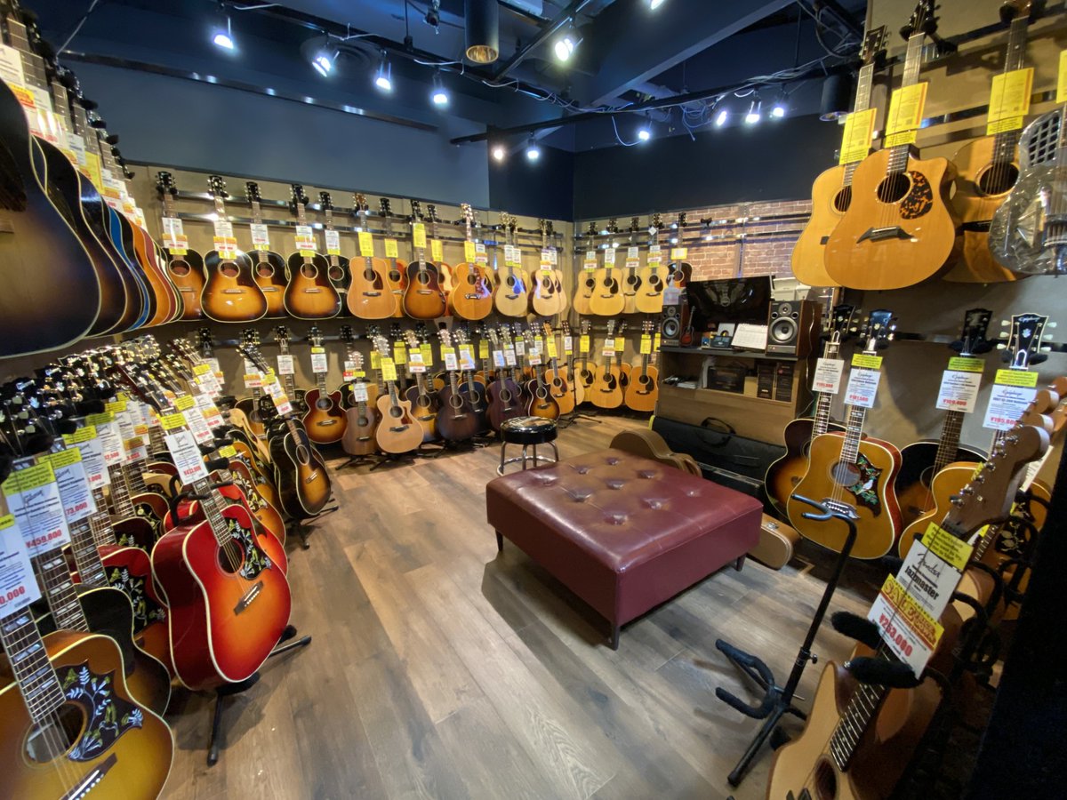 1484shibuya's tweet photo. 【★イシバシ楽器渋谷店アコフロア リニューアル！】
渋谷店アコースティックフロアをリニューアルしました！是非お越しください！#Acousitc #Guitar #アコギ #ギター 

●渋谷店アコ商品ページはこちら↓
https://t.co/M5cGvbH9w2 https://t.co/CN4jqu8spR