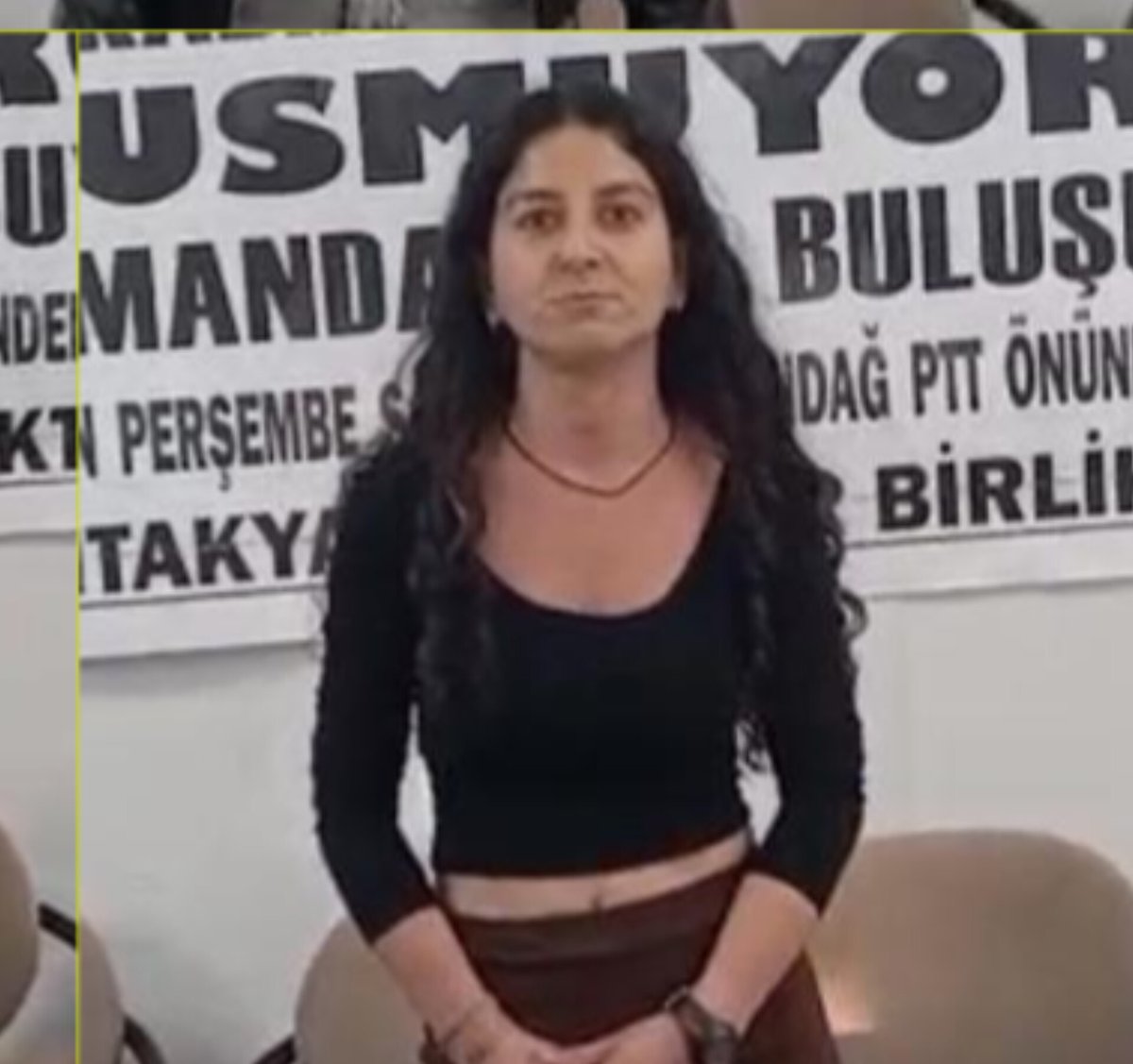 Ev baskınları, gözaltılar, tutuklamalar, baskılar bizi yıldıramaz 
arkadaşımız Selen Reyhan  Derhal Serbest Bırakılsın!
ANTAKYA KADINLAR BİRLİKTE GÜÇLÜ 
#SelenReyhanYalnızDeğildir