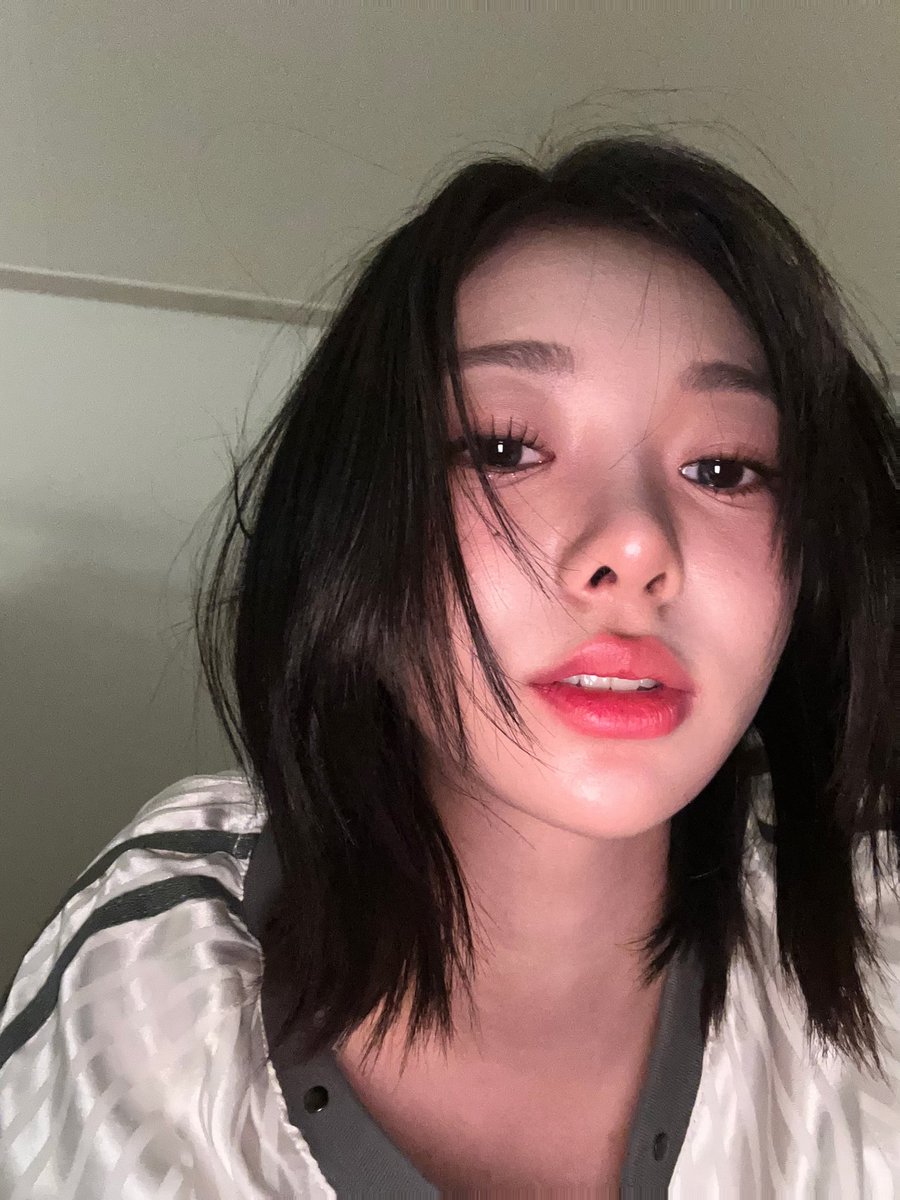 udtt_official's tweet photo. 다들 뭐해요?⭐️
전 팬들 생각중✨

#예진 #권예진 #KWONYEJIN
#UDTT #우당탕탕소녀단 https://t.co/0ugWvd9V6c
