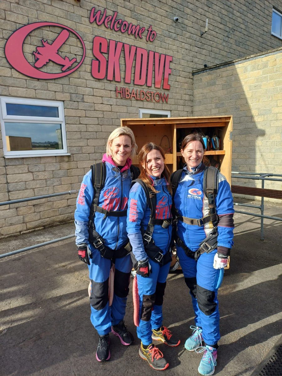 We’re wishing the very best of luck to all our incredible skydivers taking to the skies for Blythe House Hospice today: Judy, Carole, Christopher, Alfie, Hannah, Sophie, Clare, Ben, Abbie, George and Jackie! Also Neve and Chloe as they prepare for their skydive later this month!