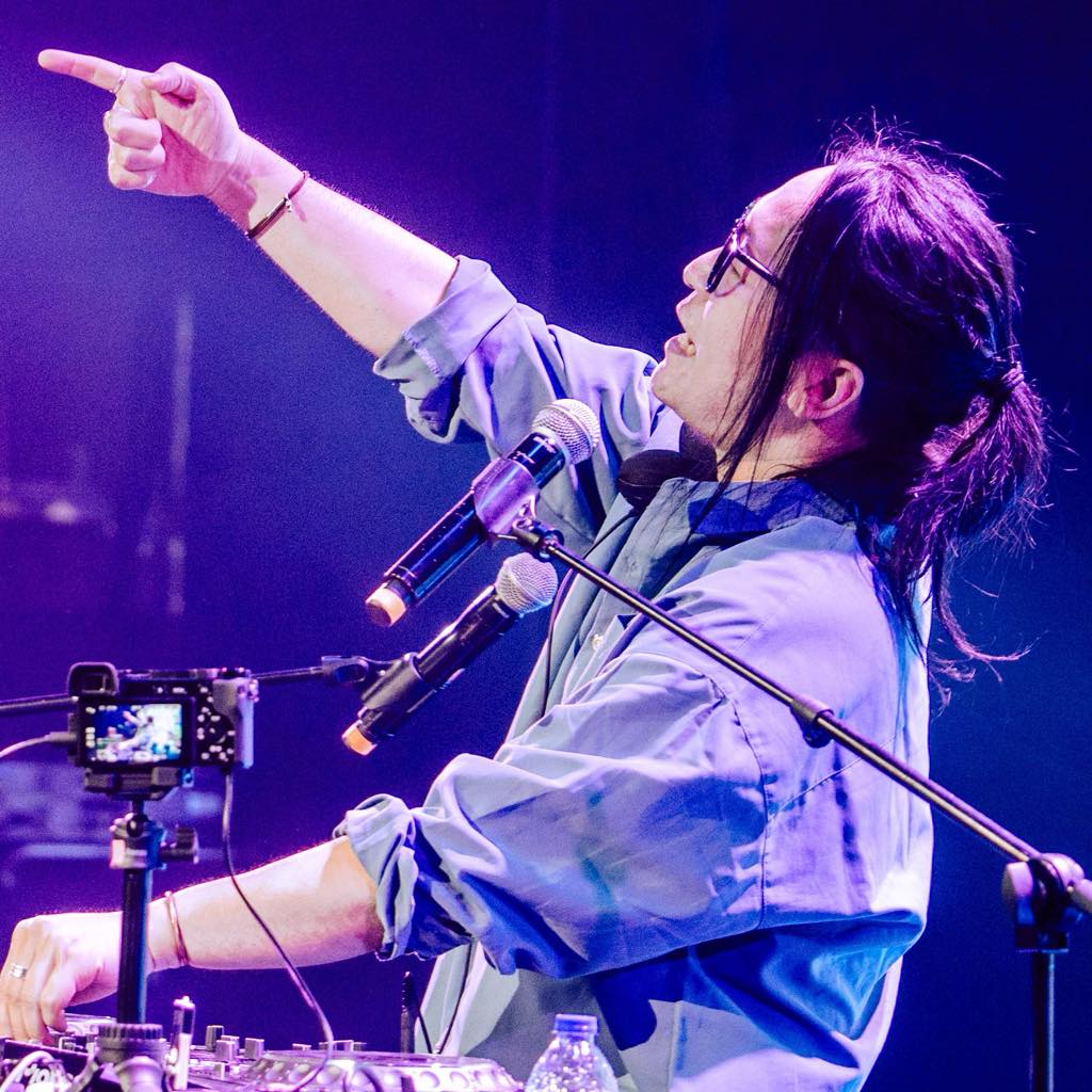 VETHEL1284511's tweet photo. ［音楽と〇〇］ジョジョと音楽に魂を賭けろ ── DJシーザーが語る奇妙で熱狂的なクロニクル
https://t.co/3K7D2glhQs
#DJシーザー #DRAGONBALL #NARUTO #RCサクセション #REALAKIBABOYZ  #アニLOVE #アニクラ #グリーン・デイ #コステラ #ザ・クラッシュ #ザ・ブルーハーツ #ザ・ローリング・ストーンズ #ジョジョ #ジョジョの奇妙な冒険 #ビートルズ #俺庭