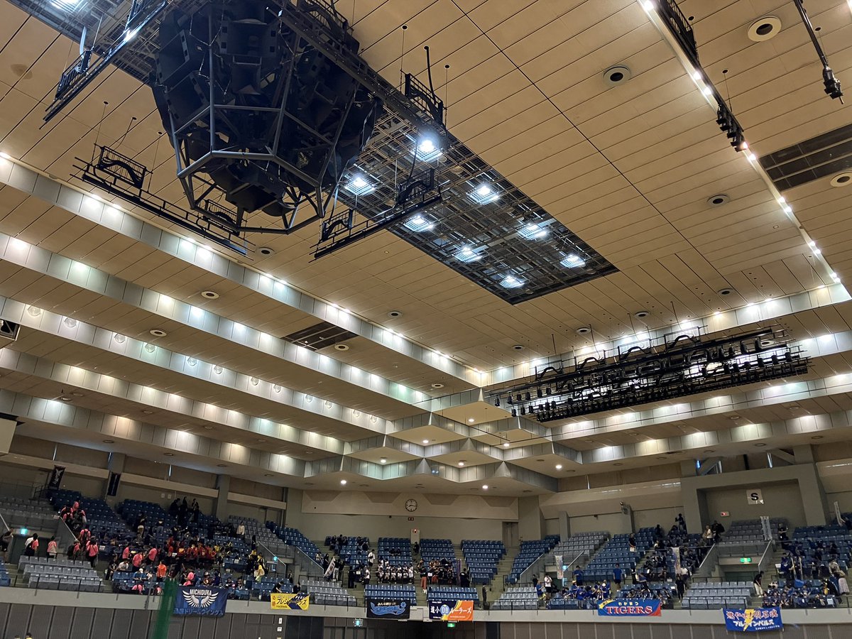 HayamaLEALE's tweet photo. 貴重な舞台に立たせていただけた事に、感謝しきりです。
#ドッジボール
#競技ドッジボール
#南関東大会
#小学生球技 https://t.co/SE96HWhMQP
