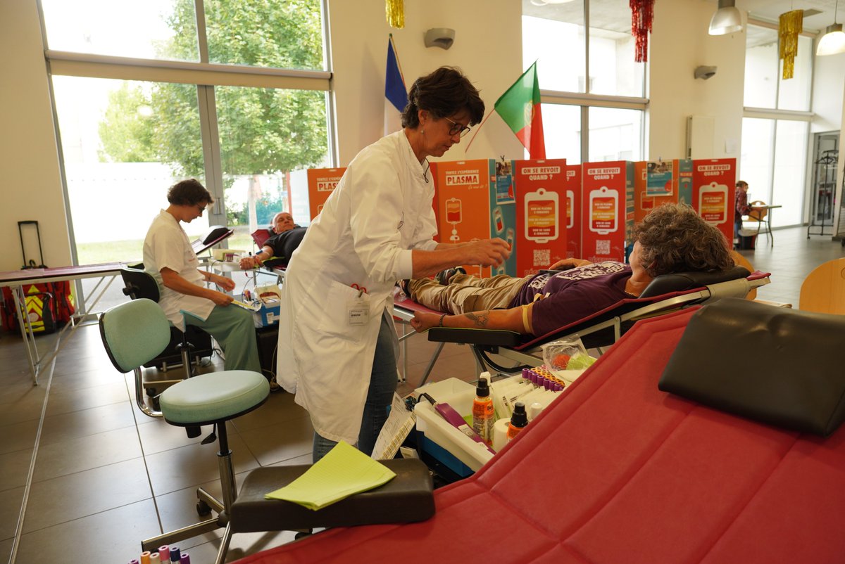Merci pour votre mobilisation à Allonnes ! 41 dons ont été réalisés, dont 4 nouveaux donneurs : une belle preuve d’engagement citoyen !  Un grand bravo aux équipes de l’Établissement français du sang, aux bénévoles de l’association Cenoman pour leur dévouement durant la collecte.