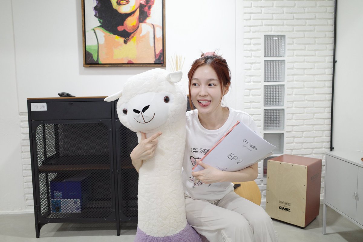 muvmuv_GMMTV's tweet photo. มะมี้ยิ้มเหมือนเมิฟเมิฟเยยยยย
#GirlRulesSeries https://t.co/06IJOu3zLO